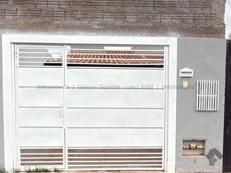 Casa-Térrea em Parque do Lageado