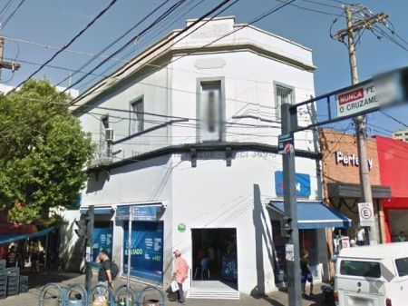 Sala / Salão / Loja em Centro