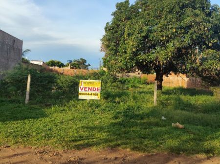 Terreno em Jardim Santa Emília