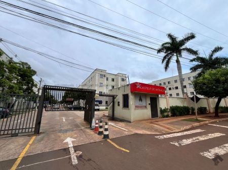 Apartamento em Pioneiros