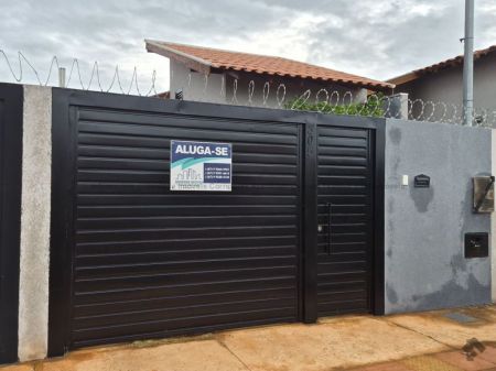 Casa-Térrea em Residencial Figueiras do Parque
