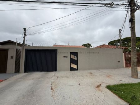 Casa-Térrea em Santa Fé