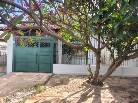 Casa-Térrea em Vila Bandeirante