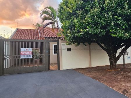 Casa-Térrea em Vila Nasser