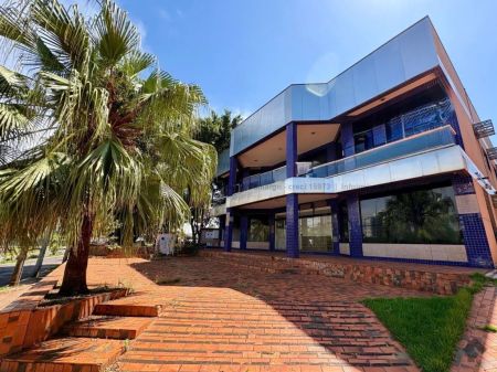Imóvel Comercial em Chácara Cachoeira