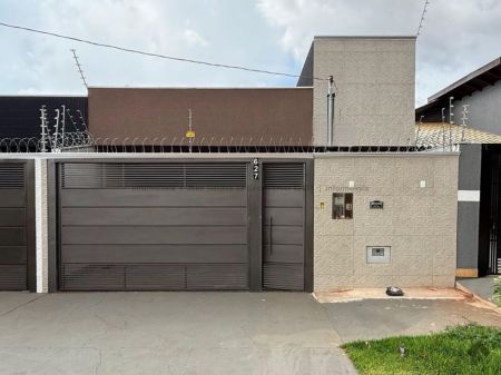 Casa-Térrea em Rita Vieira