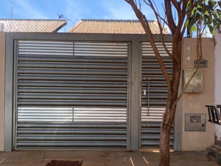 Casa-Térrea em Nova Campo Grande