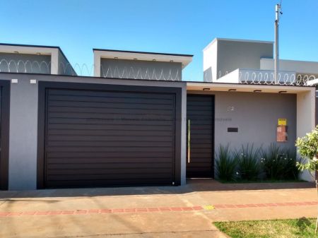Casa-Térrea em Rita Vieira