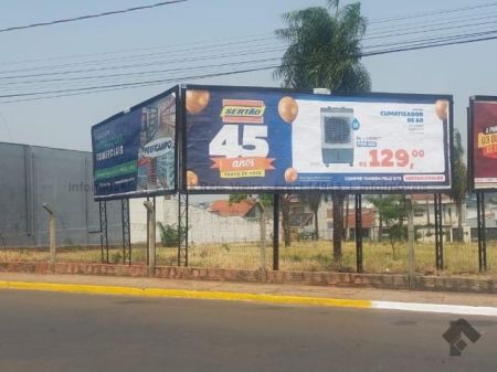 Área em Vila Carvalho