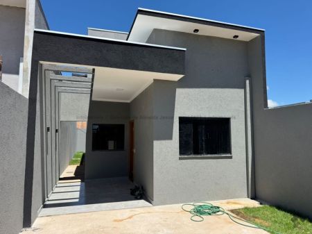 Casa-Térrea em Residencial Figueiras do Parque