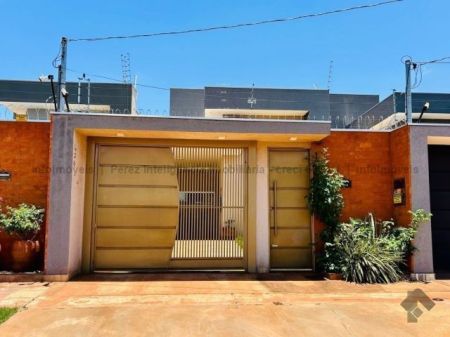 Casa-Térrea em Rita Vieira