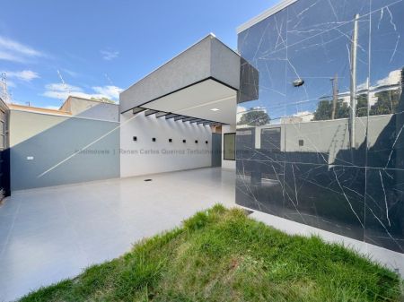 Casa-Térrea em Rita Vieira