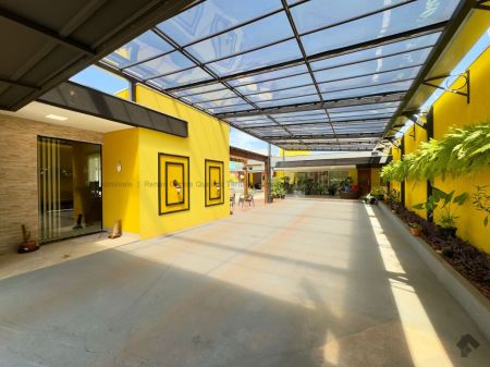 Casa-Térrea em Rita Vieira