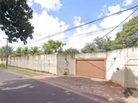 Área em Jardim Monte Alegre