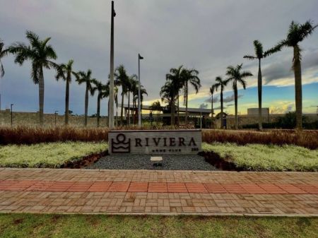 Terreno-Condomínio em Riviera Home Club