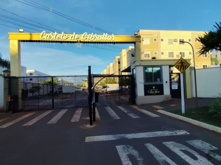 Apartamento em Pioneiros