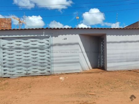 Casa-Térrea em Jardim Santa Emília