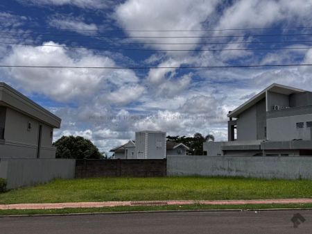 Terreno em Residencial Alphaville