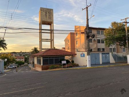 Apartamento em Conjunto Res. Monte Castelo