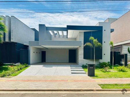 Casa-Térrea-Condomínio em Residencial Alphaville II