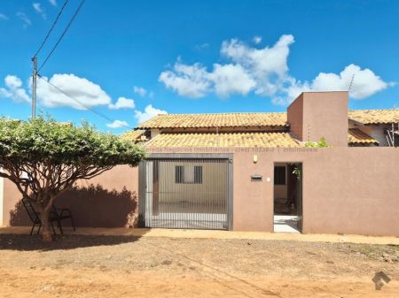 Casa-Térrea em Jardim Antartica