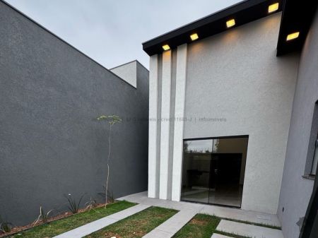 Casa-Térrea em Jardim Seminário