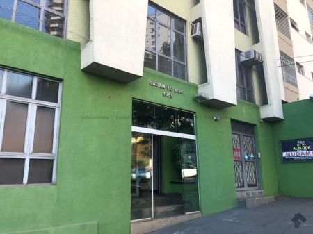 Sala / Salão / Loja em Centro