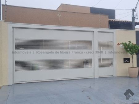 Casa-Térrea em Rita Vieira