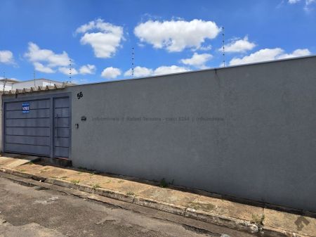 Casa-Térrea em Vila Bandeirante