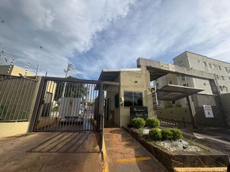Apartamento em Pioneiros