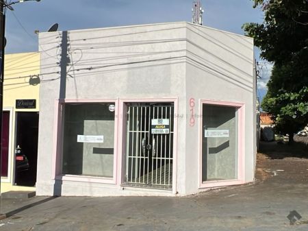 Sala / Salão / Loja em Jardim Monte Líbano