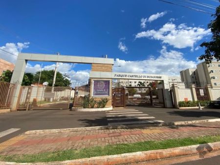 Apartamento em Coronel Antonino