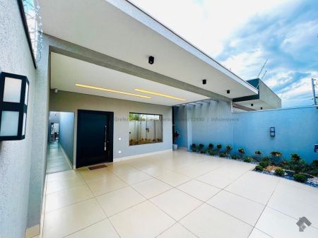 Casa-Térrea em Rita Vieira