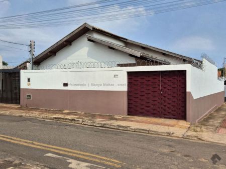Casa-Térrea em Vila Alves Pereira