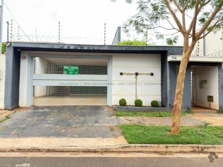 Casa-Térrea em Rita Vieira