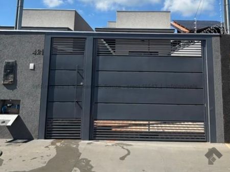 Casa-Térrea em Residencial Figueiras do Parque