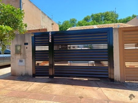 Casa-Térrea em Pioneiros