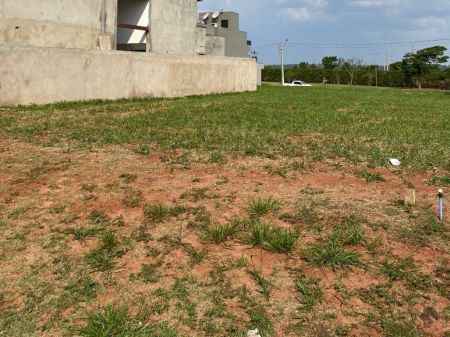 Terreno-Condomínio em Residencial Alphaville II