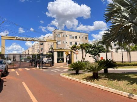 Apartamento em Pioneiros