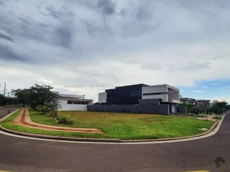 Terreno-Condomínio em Residencial Alphaville II