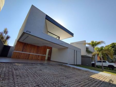 Casa-Térrea-Condomínio em Residencial Alphaville