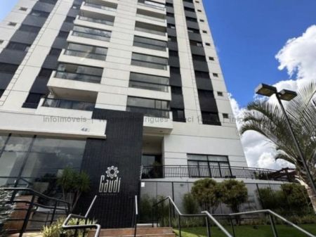 Apartamento em Jardim dos Estados