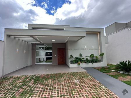 Casa-Térrea em Vila Nasser