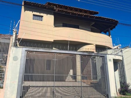 Sobrado em Vila Planalto