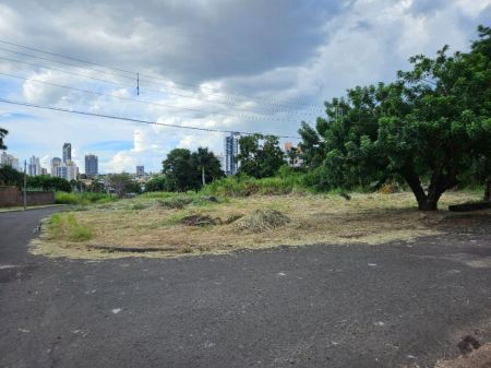 Terreno em Jardim Nova Era