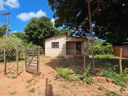 Casa-Térrea em Vila Angélica