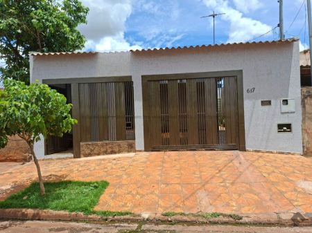 Casa-Térrea em Moreninha