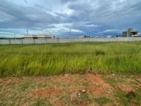 Terreno-Condomínio em Loteamento Reserva Santa Inês