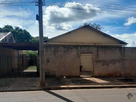 Casa-Térrea em Vila São Jorge da Lagoa