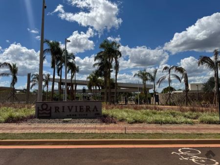 Terreno-Condomínio em Riviera Home Club